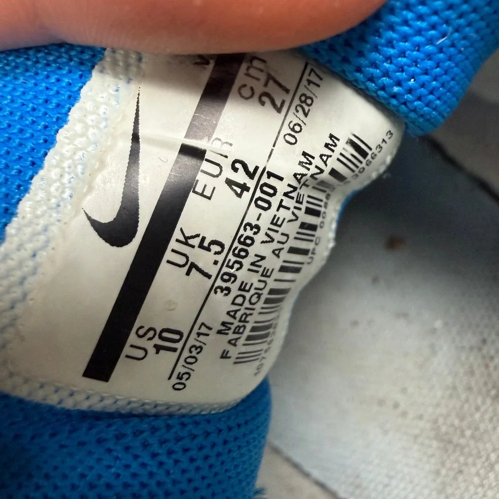 Nike Initiator Running Shoes Women 10 Silver Blue 395663-001 Y2K Dad Shoe